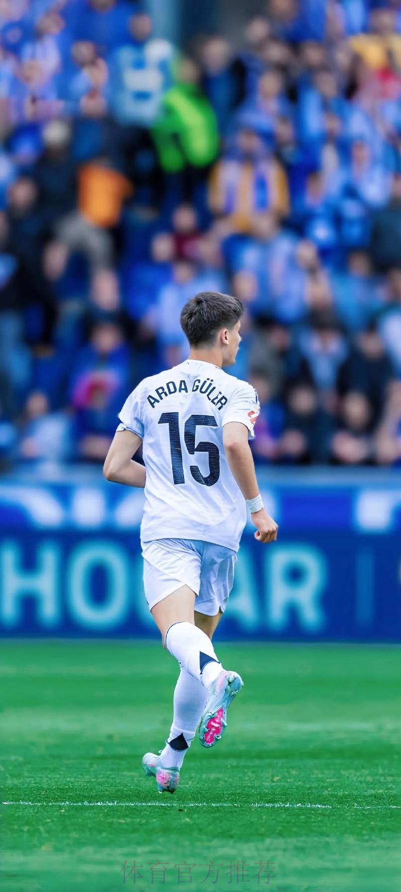 西媒:阿拉巴无法适应训练强度 皇马准备冬窗引援